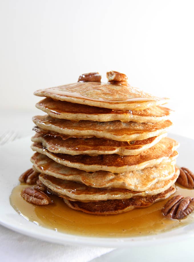 Banana Pecan Pancakes | thekitchenpaper.com