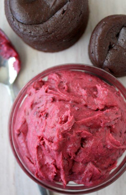 berry buttercream frosting