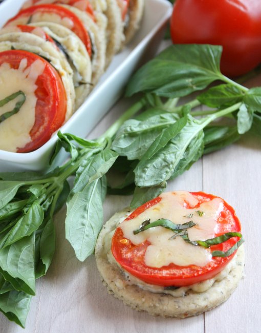 mini caprese tarts