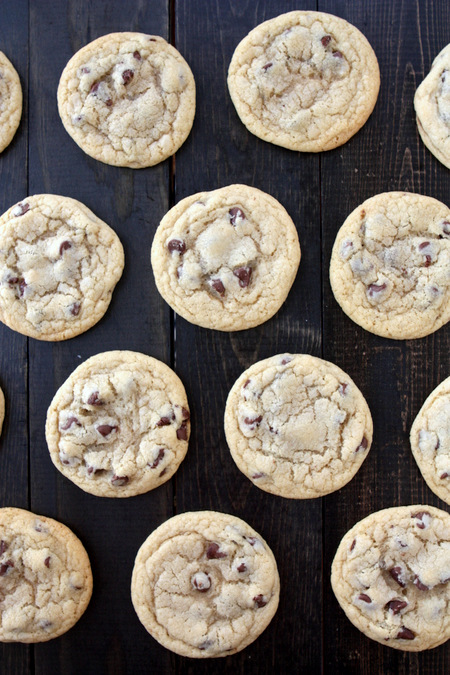 Classic Soft Chocolate Chip Cookies | thekitchenpaper.com