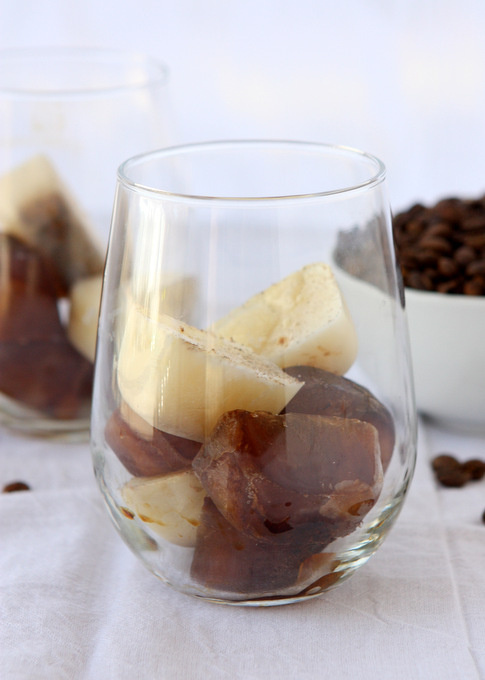 Iced Coffee with Vanilla Bean Coffee Ice Cubes | thekitchenpaper.com