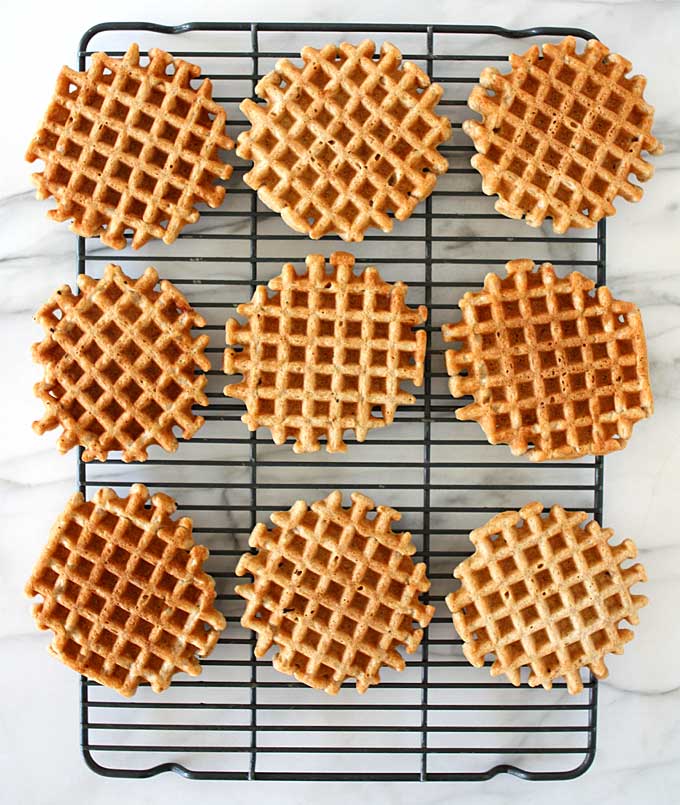 Whole Wheat Flax Waffles | thekitchenpaper.com