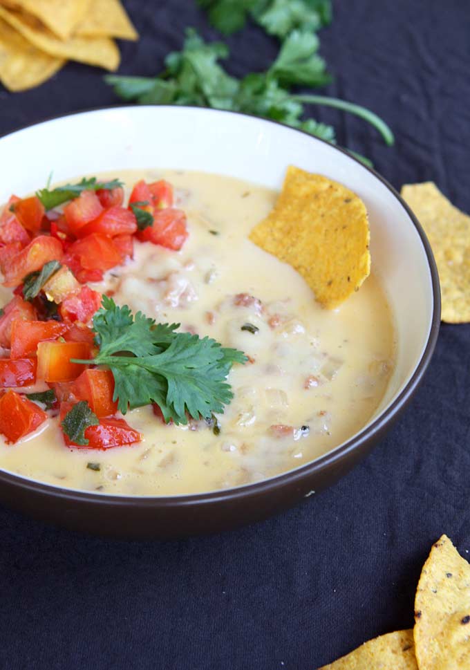 White Cheddar Sage Queso Fundido | thekitchenpaper.com