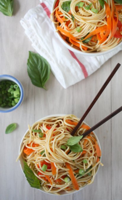 Cold Soba Noodles with Sesame Ginger Scallion Sauce