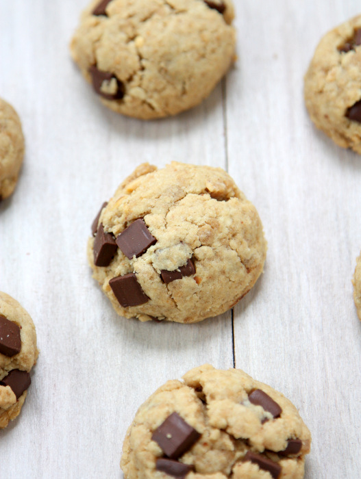 soft peanut butter chocolate chunk cookies
