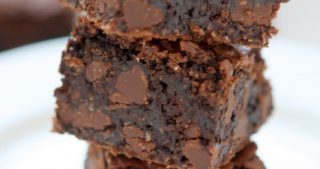 Oat Flour Brownies (Gluten Free!) | The Kitchen Paper
