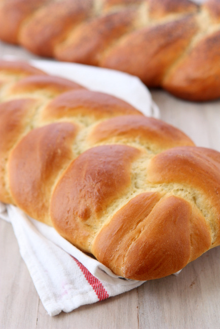 Challah Bread Recipe | thekitchenpaper.com