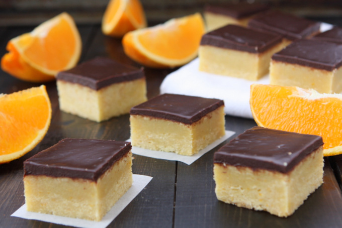 Orange Cookie Bars with Chocolate Ganache | thekitchenpaper.com