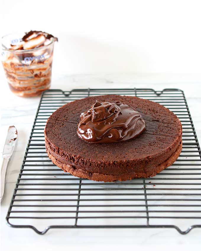 Flourless Chocolate Torte | thekitchenpaper.com