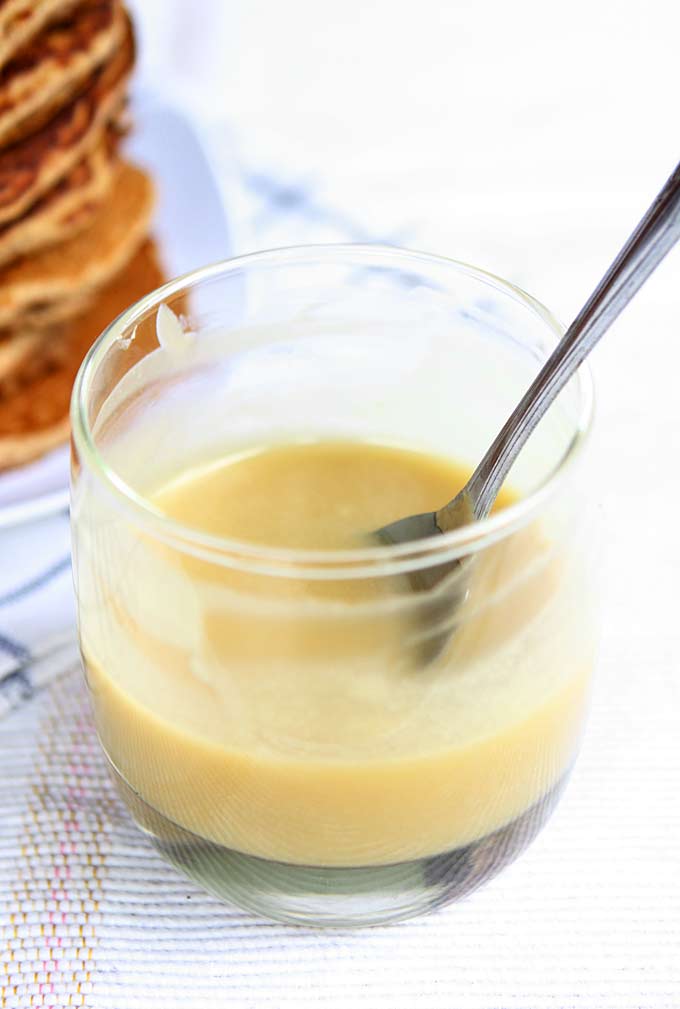 Cinnamon Spelt Pancakes with Creamy Maple Mascarpone | thekitchenpaper.com