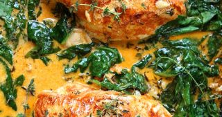 Paprika Chicken & Spinach with White Wine Butter Thyme Sauce | thekitchenpaper.com
