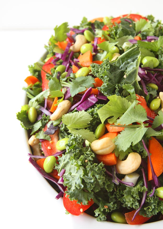 Asian Kale Edamame Salad | thekitchenpaper.com