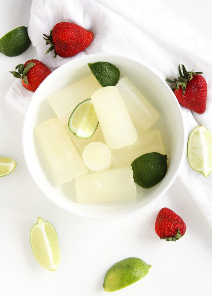 Strawberry Lime Coconut Water Slushie | thekitchenpaper.com