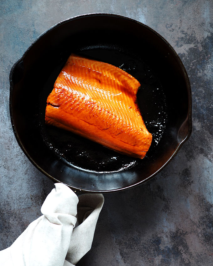 Teriyaki Salmon and Broccolini with Crushed Black Sesame Recipe | the kitchen paper