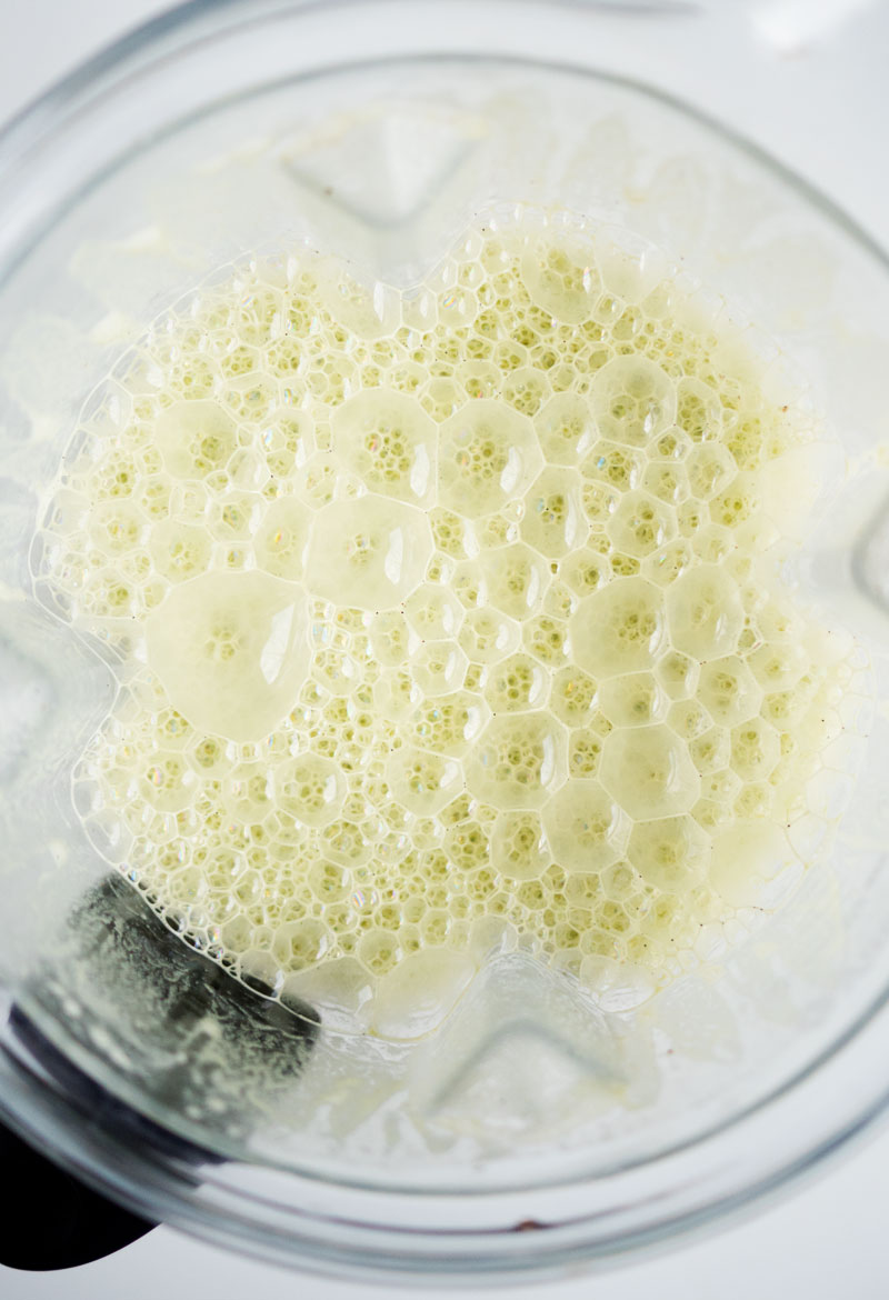 Vanilla Matcha Cashew Milk | The Kitchen Paper