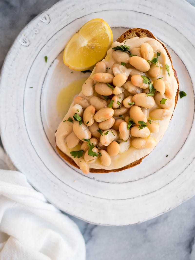 Roasted Garlic & White Bean Toast | The Kitchen Paper