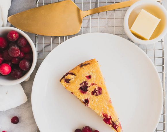 Cranberry Cornbread | The Kitchen Paper